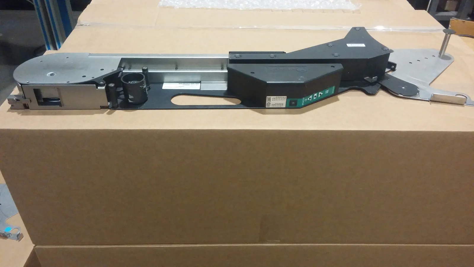 Universal Instruments Green Precision Pro Feeders Feeders