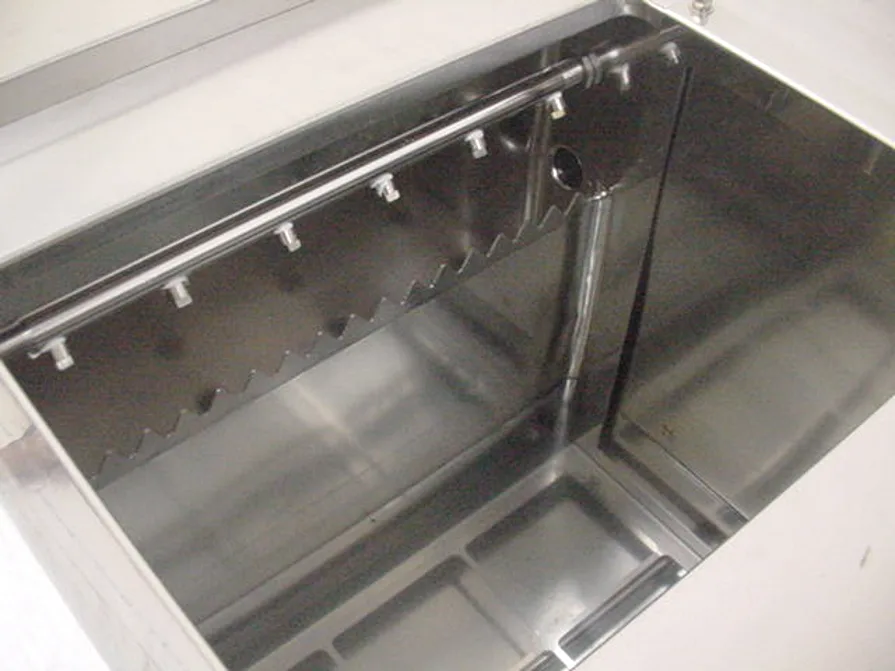 Tank 4 Ultrasonic Cascading Final rinse + Spray