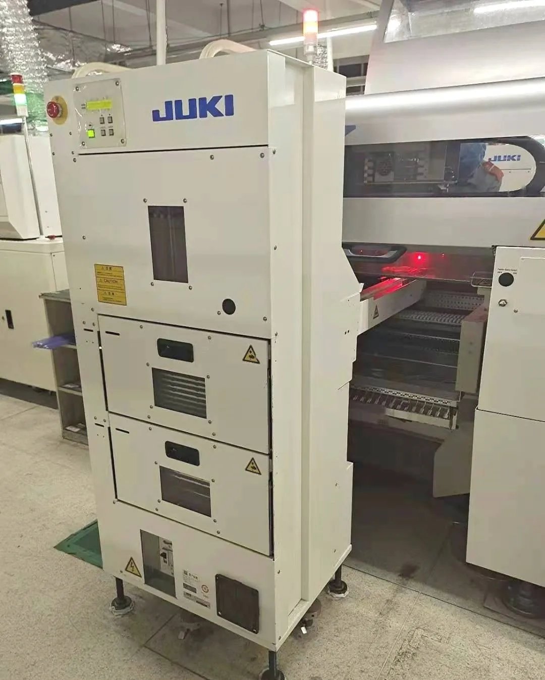 Juki TR8SR (2019) Matrix Tray Server Pick & Place